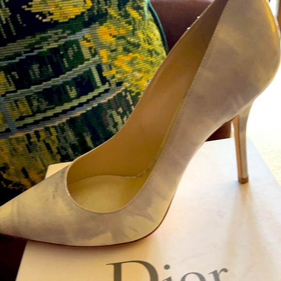 Dior heels never worn brand new! - Picture 2 of 7